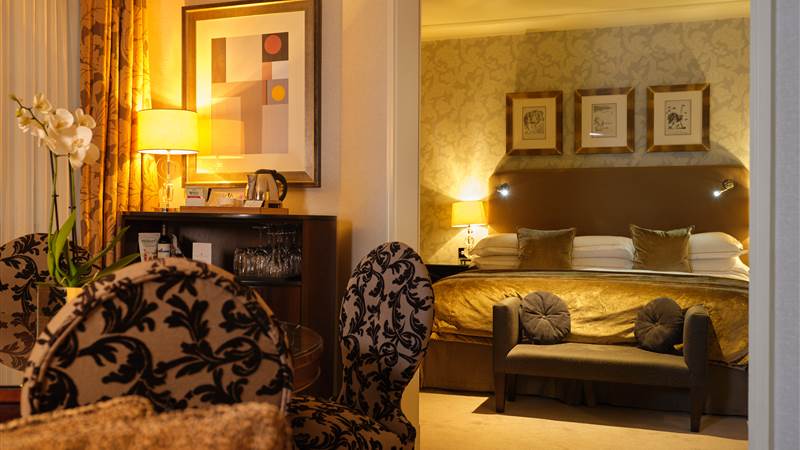 Luxury Serviced Apartments Cheshire - Presidential Suite in Chester